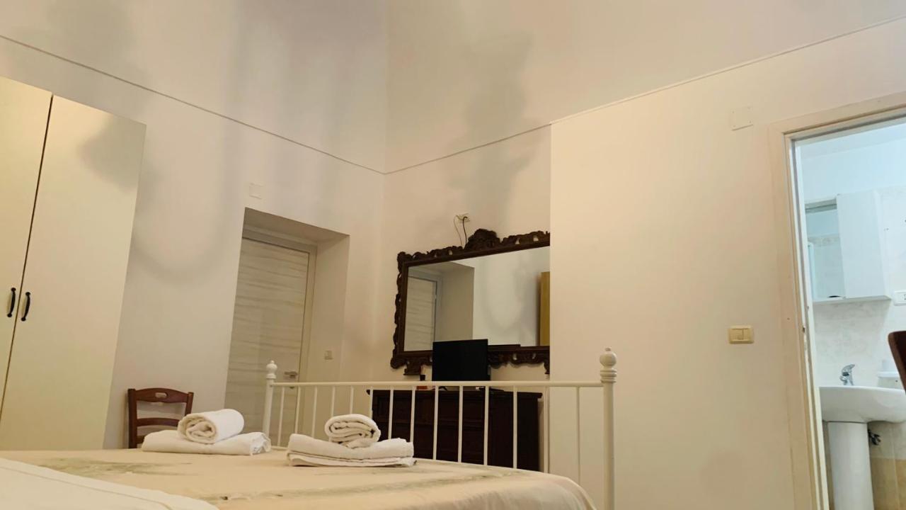 Colombo Apartment E Room Vieste Exterior foto